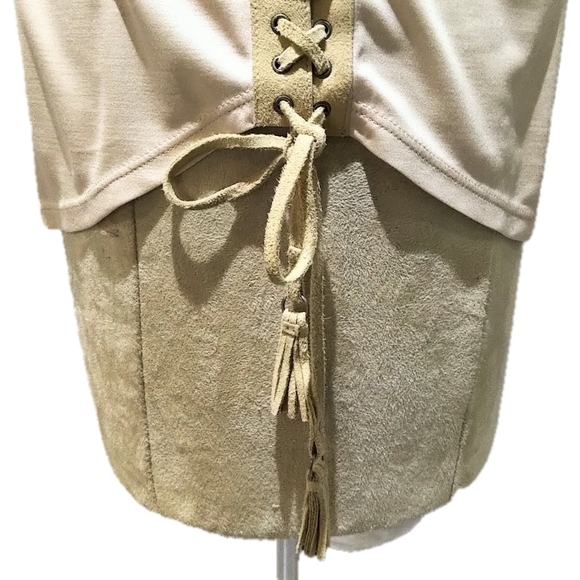 Salvatore Ferragamo Silk Sleeveless Top with Suede Leather Tie Detail - Picture 5 of 8